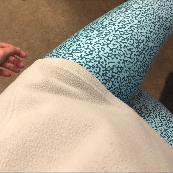 NIKE dri-fit teal/green printed leggings size XS - Picture 12 of 12